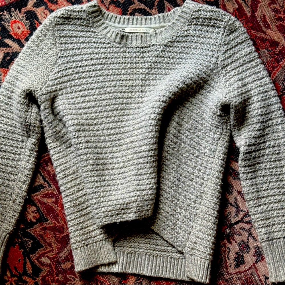 (VS) Victoria’s Secret Chunky Knit Sweater - Gray - Extra Cozy Fall Pullover